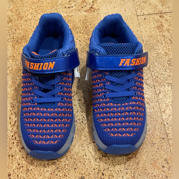 SDSPEED 7 Colors LED Kids Roller Skate Shoes with Single Wheel Shoes SZ 34/ 2,5 - Picture 3 of 16